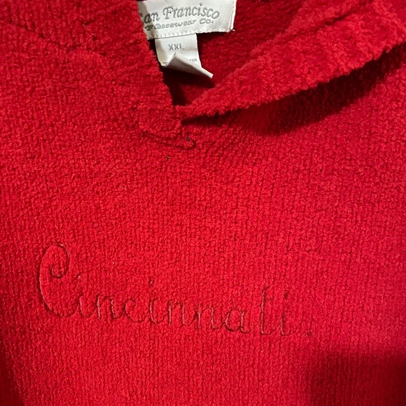 University of Cincinnati hooded Sweater - Picture 2 of 5